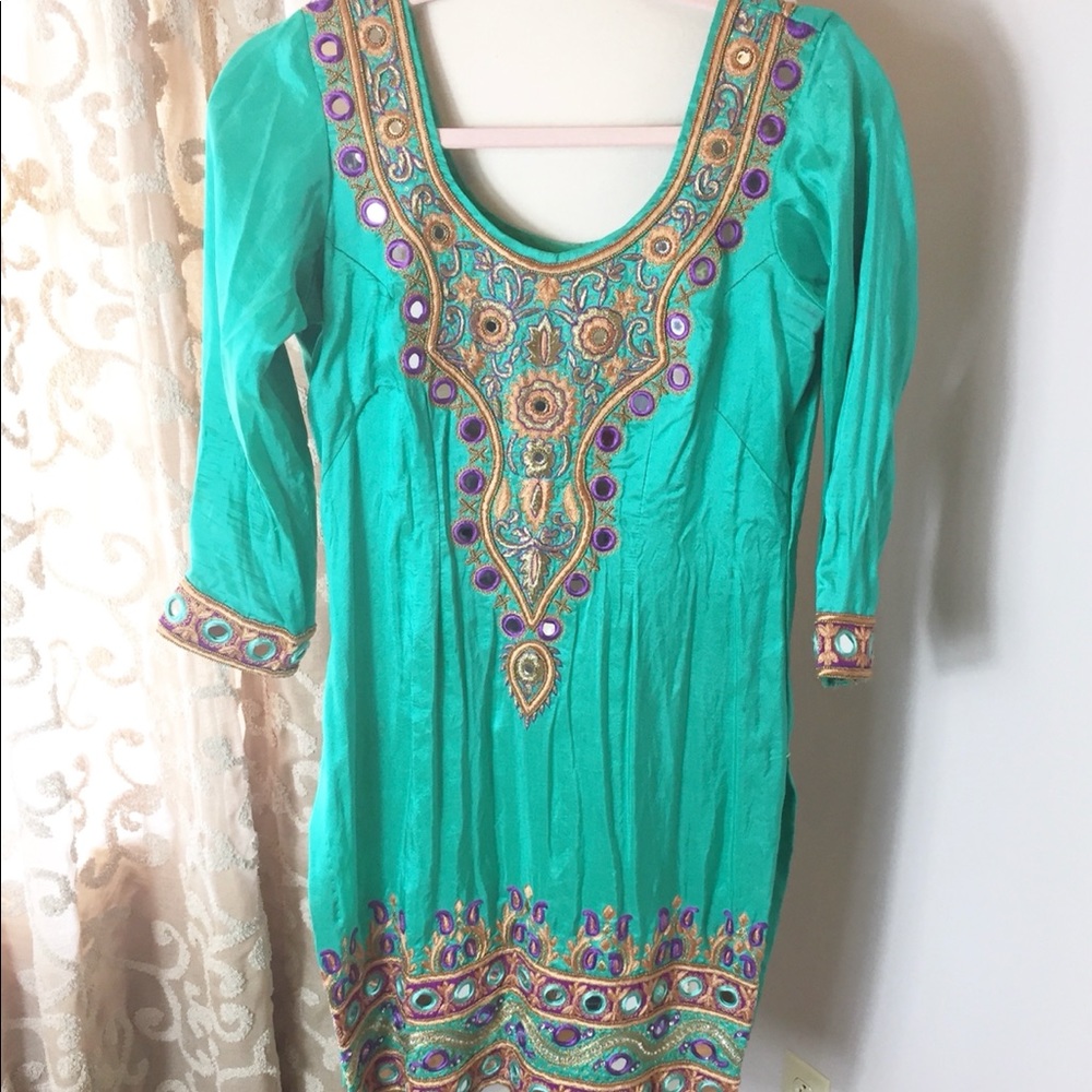 Indian Sari 3/4 Sleeve Embroidered Tunic Dress